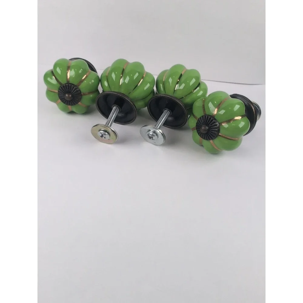 Set of 4 Green W/Gold Enameled Drawer Pull Knobs Ceramic/Porcelain